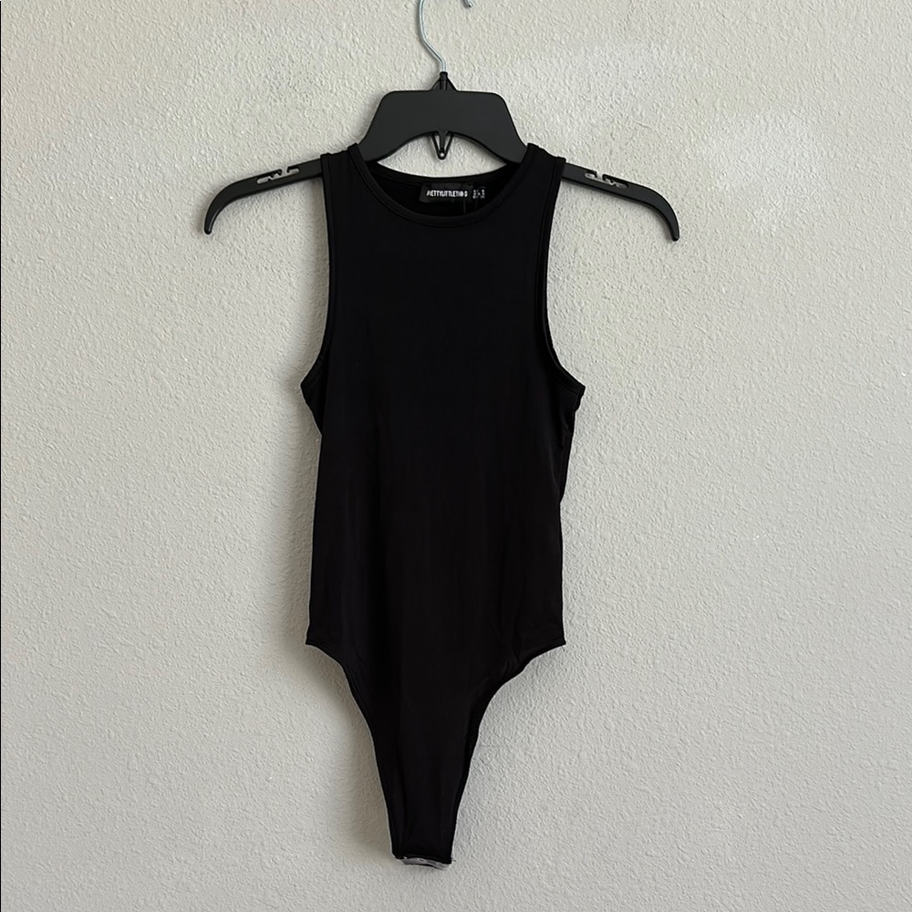 Pretty little thing bodysuit new size 4